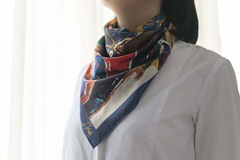 Square neck scarf “Narekatsi” - img. 2